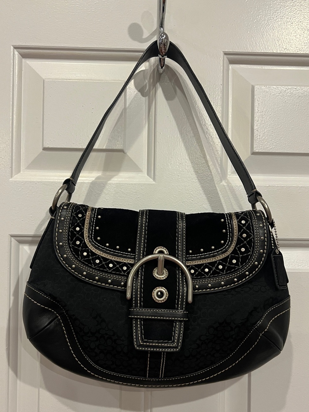 Very rare vintage Coach Black Shoulder Bag with Silver-Tone Buckle